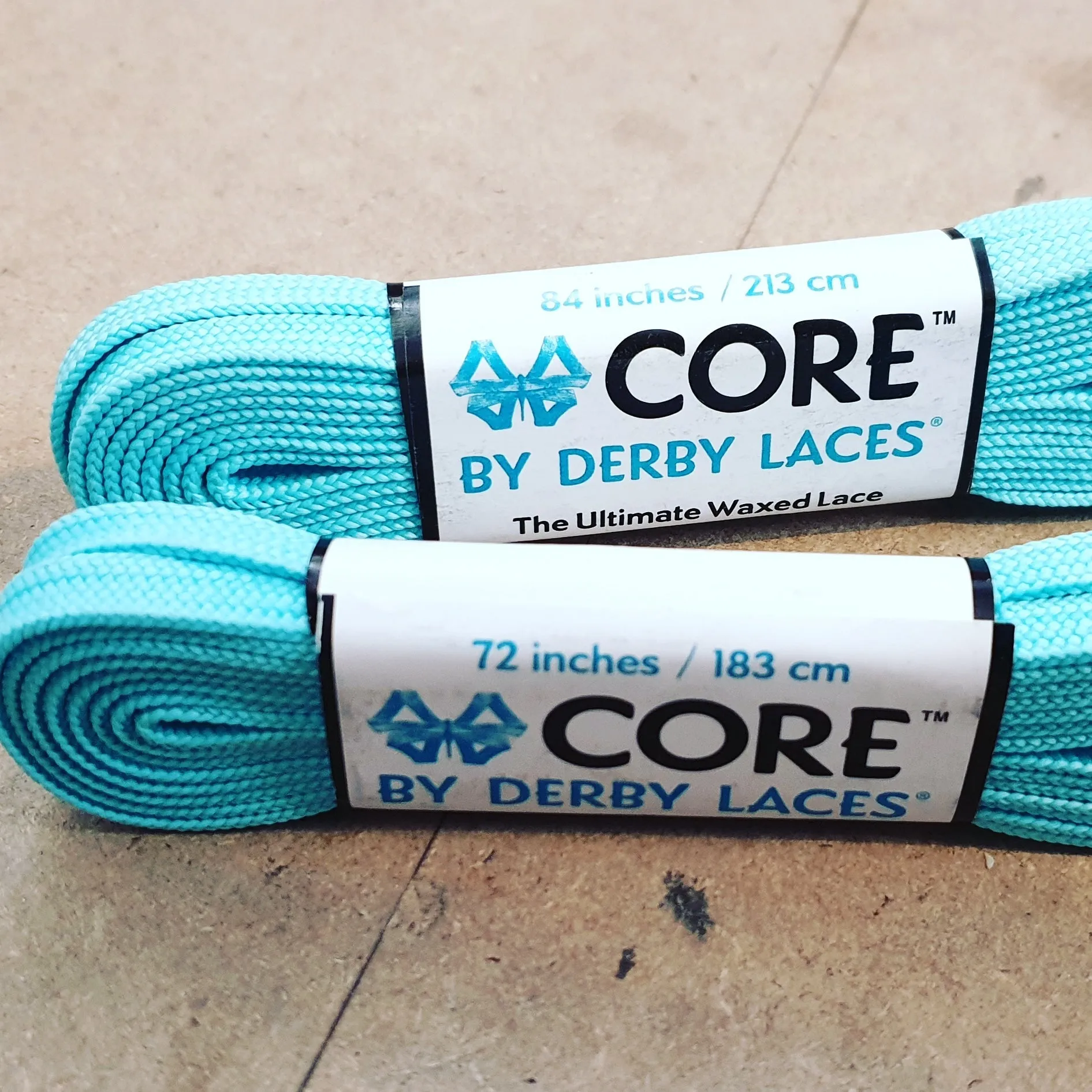 84''/213cm SOLID COLOUR Waxed Derby Laces