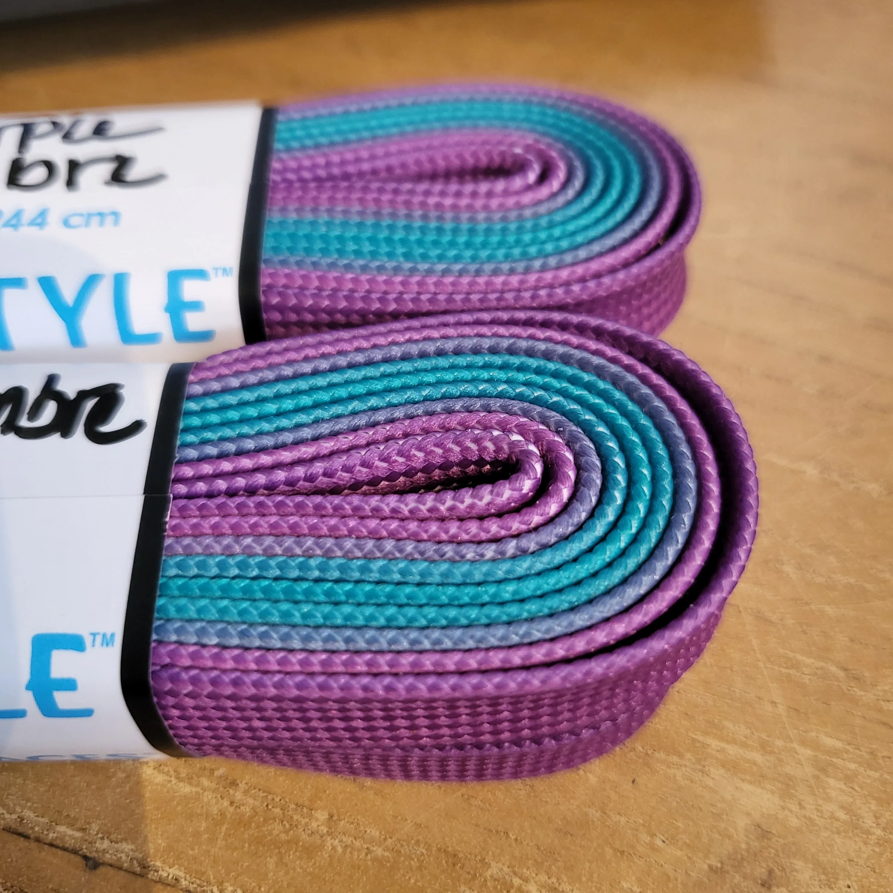 84''/213cm SOLID COLOUR Waxed Derby Laces