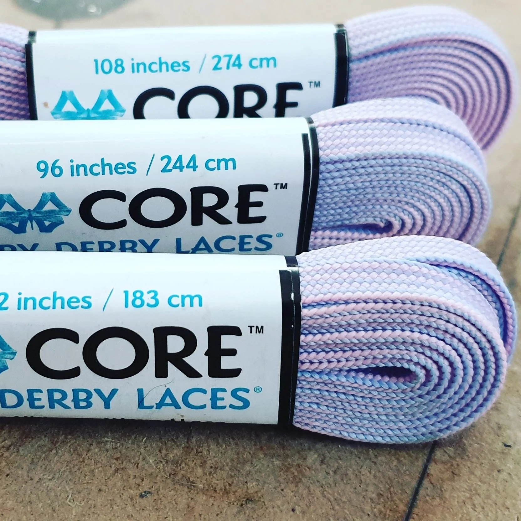 84''/213cm SOLID COLOUR Waxed Derby Laces